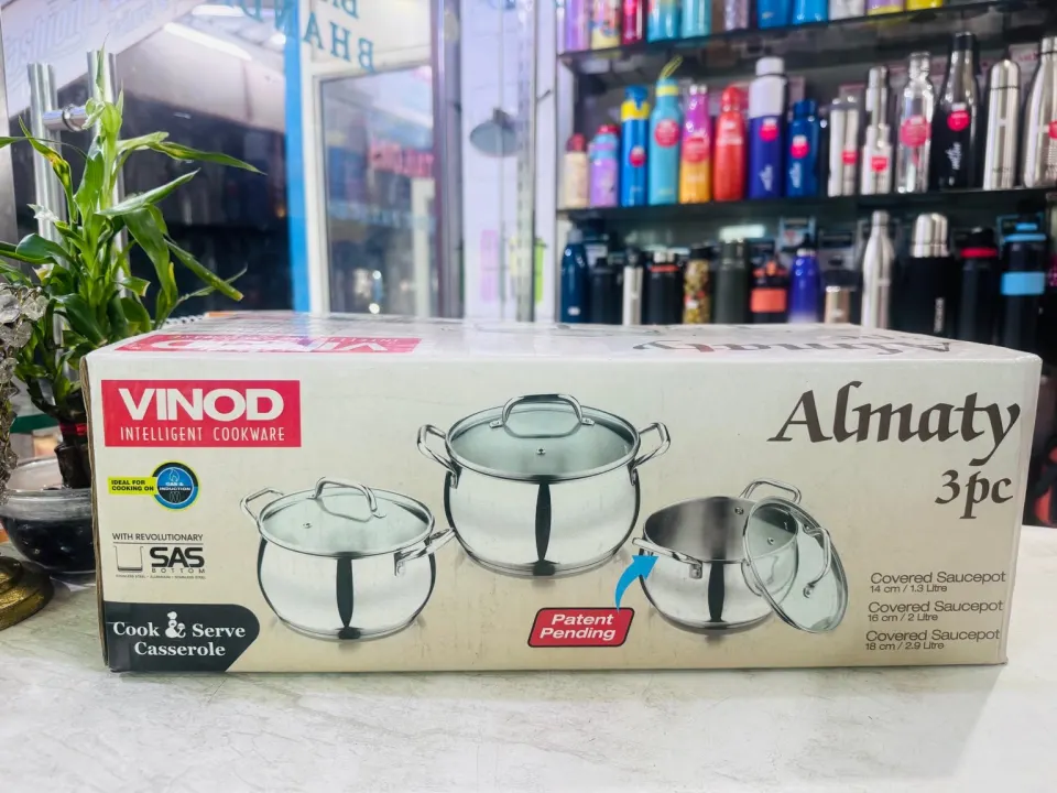 Vinod Almaty 3-piece casserole set on the store counter